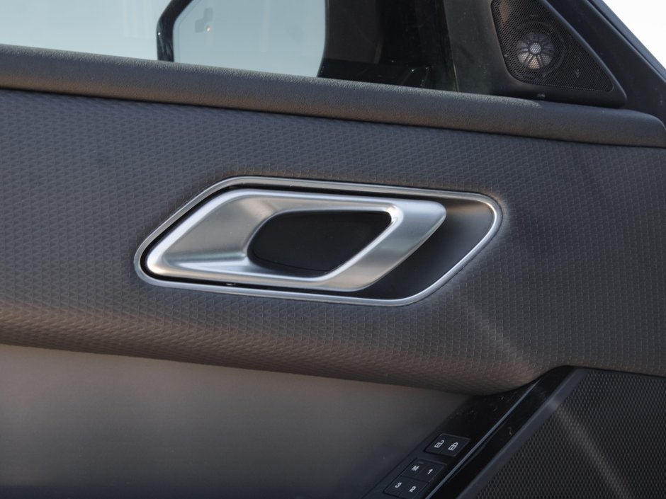 2022 Land Rover Range Rover Velar S-8