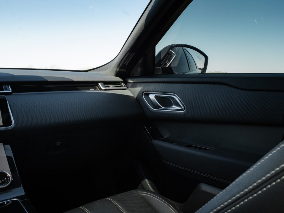2022 Land Rover Range Rover Velar S-23