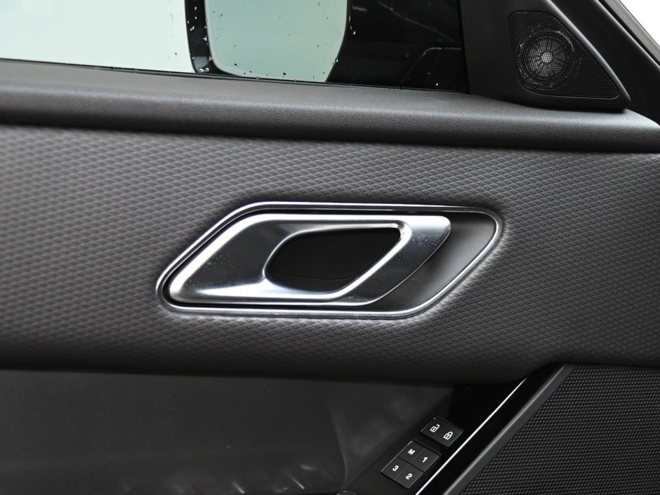 2023 Land Rover Range Rover Velar S-9