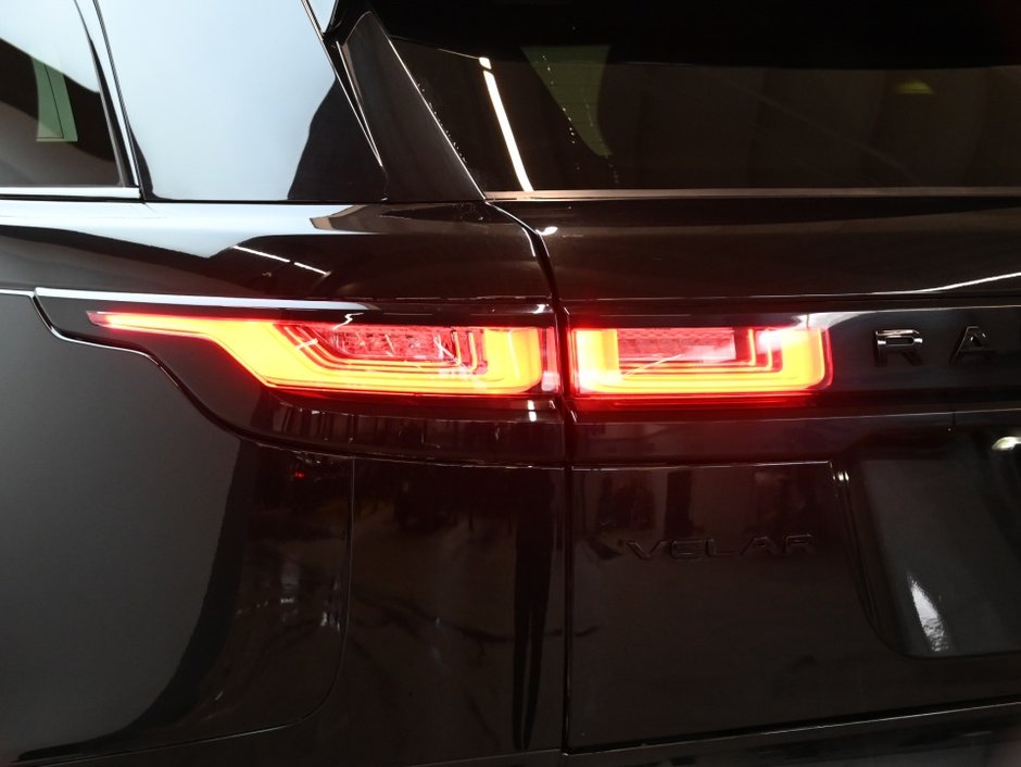 2023 Land Rover Range Rover Velar S-30