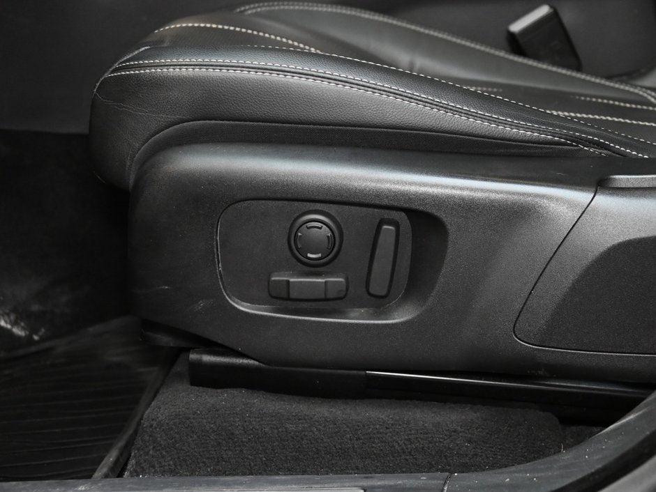 2023 Land Rover Range Rover Velar S-12