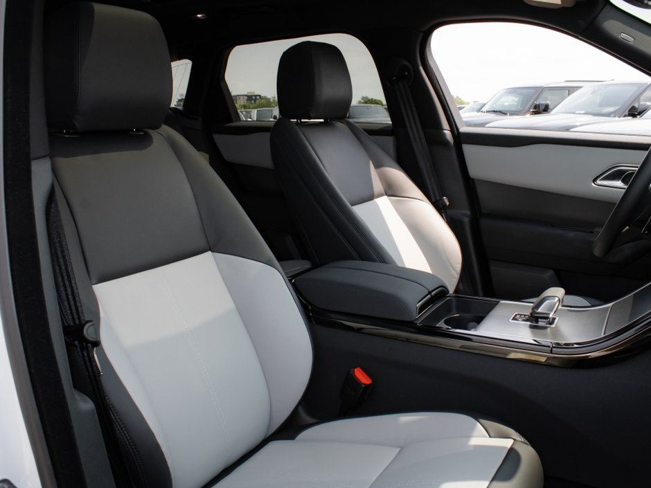 Land Rover Range Rover Velar Dynamic SE 2024-26
