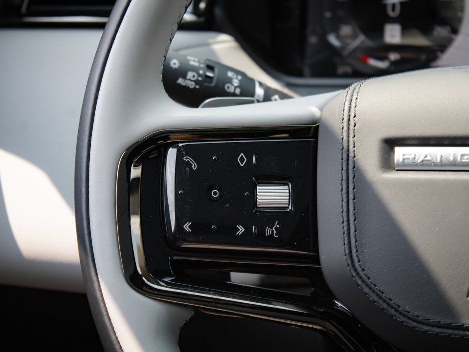 Land Rover Range Rover Velar Dynamic SE 2024-16