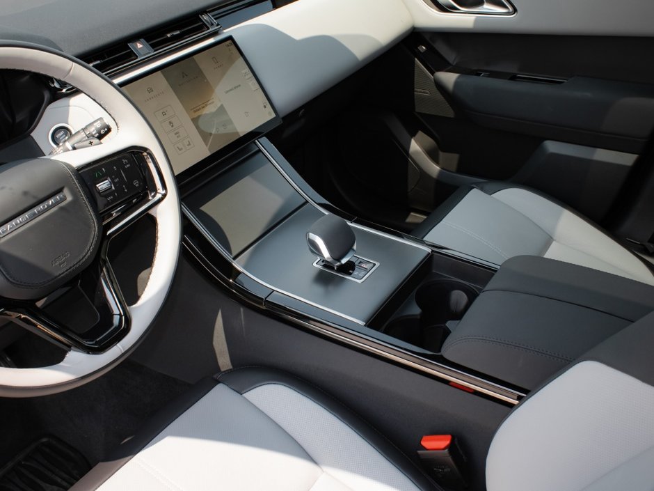 Land Rover Range Rover Velar Dynamic SE 2024-12