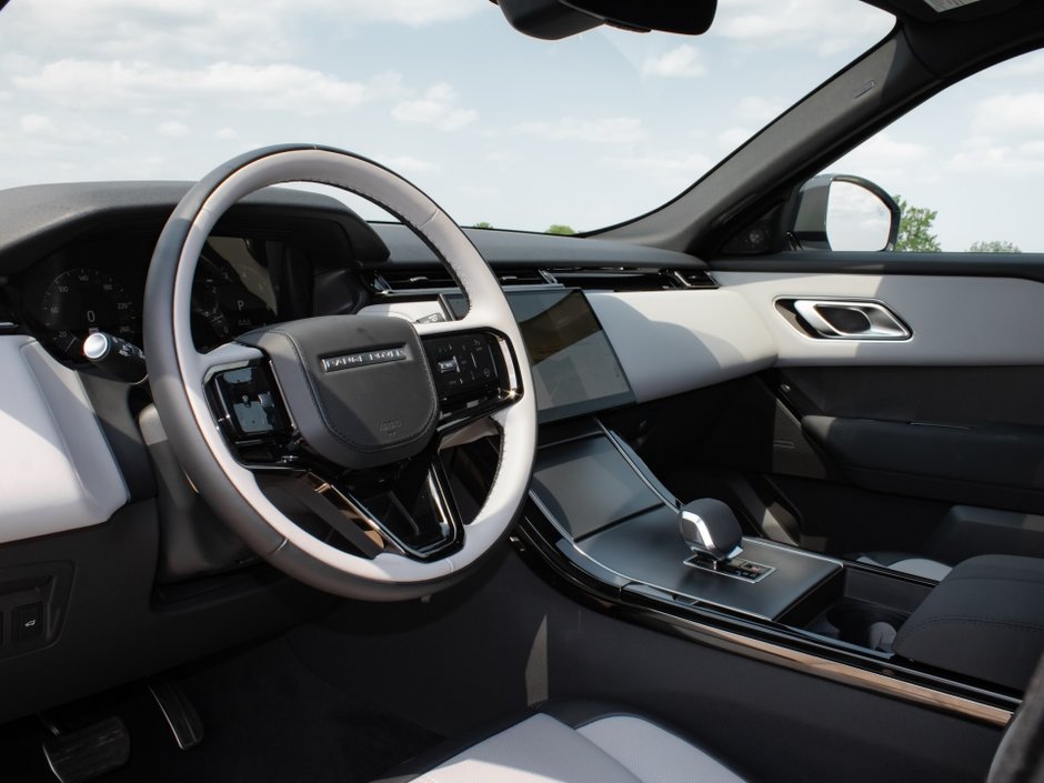 Land Rover Range Rover Velar Dynamic SE 2024-2