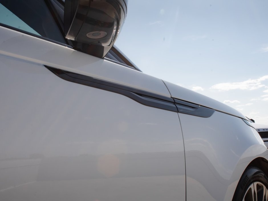 Land Rover Range Rover Velar Dynamic SE 2024-30