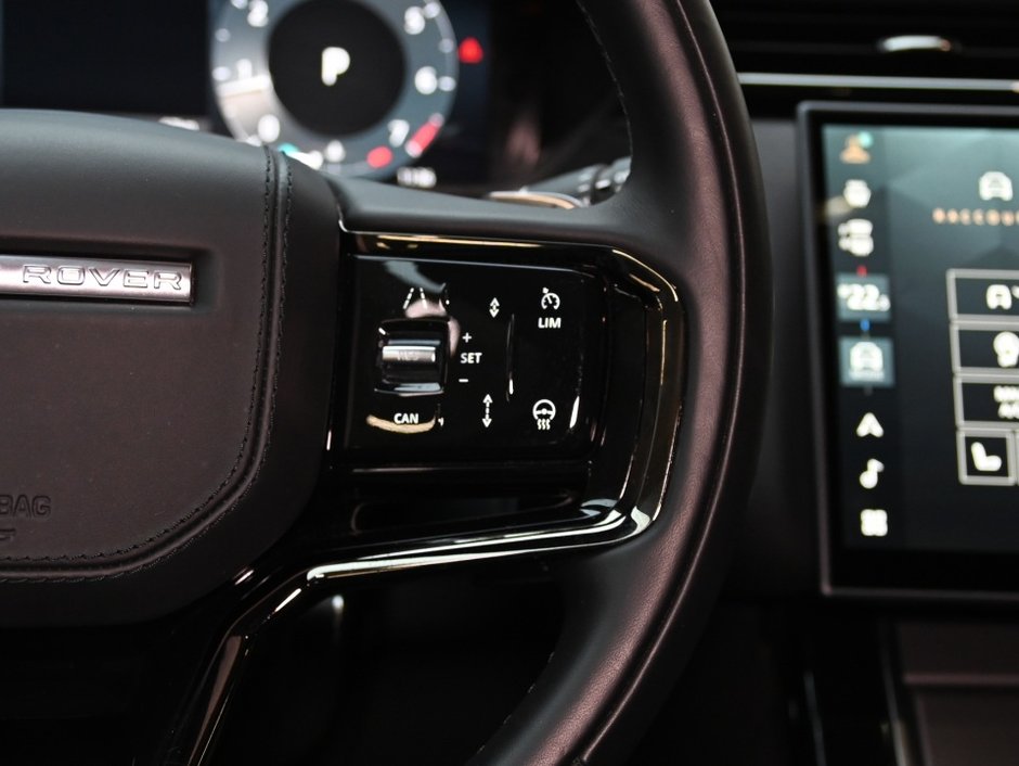 2025 Land Rover Range Rover Velar Dynamic SE-17