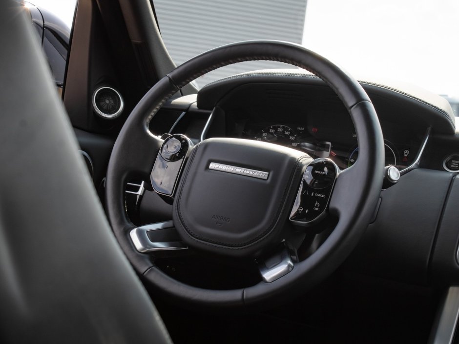 2020 Land Rover Range Rover HSE-33