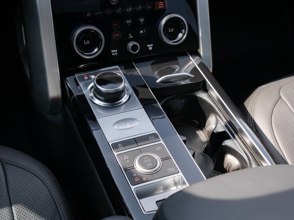 2020 Land Rover Range Rover HSE-22
