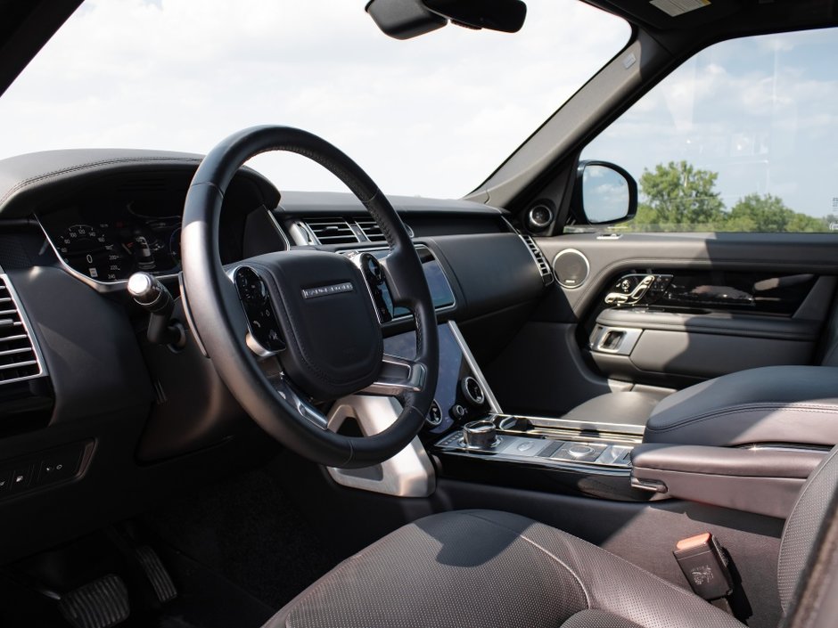 2020 Land Rover Range Rover HSE-2