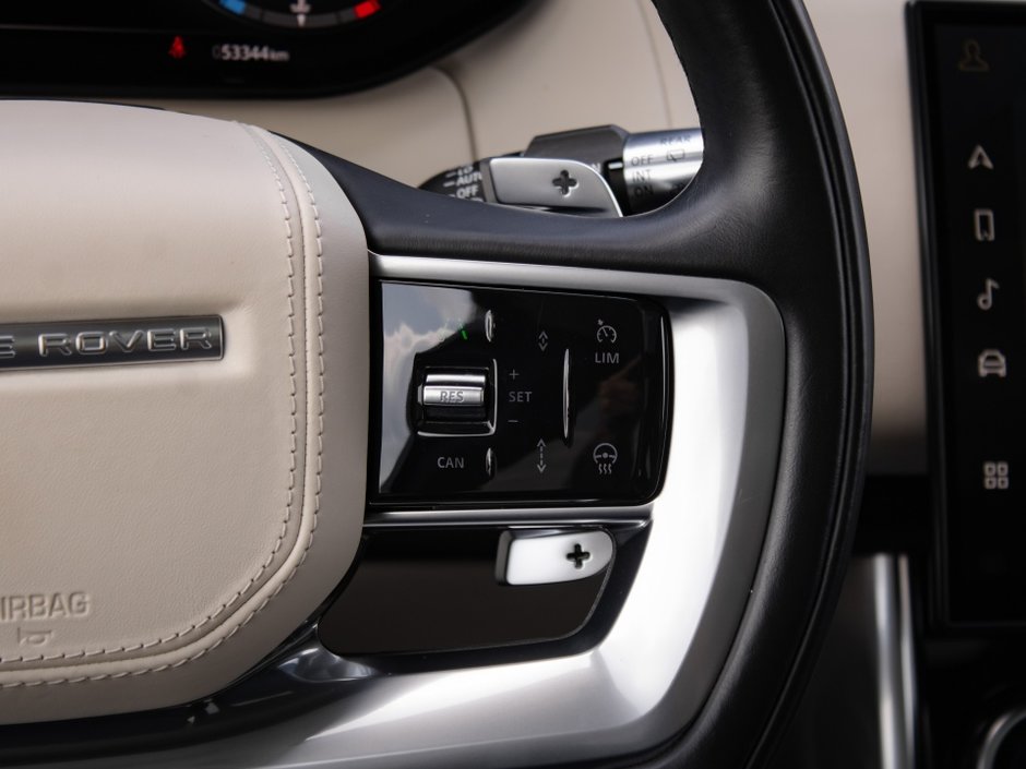 2022 Land Rover Range Rover SE-21
