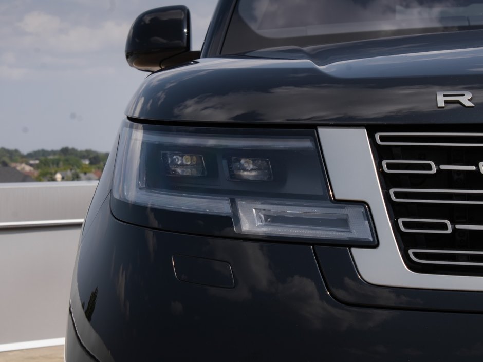 2022 Land Rover Range Rover SE-31