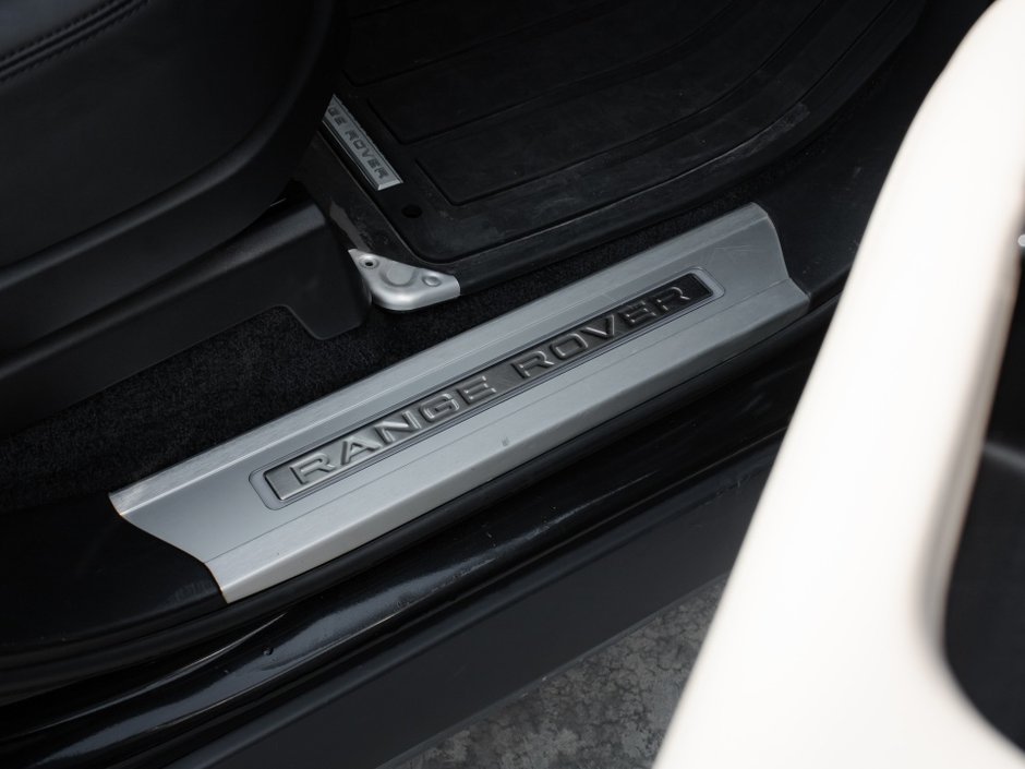 2022 Land Rover Range Rover Westminster-27