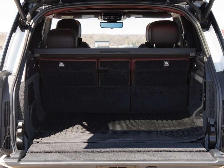 2023 Land Rover Range Rover Autobiography-35