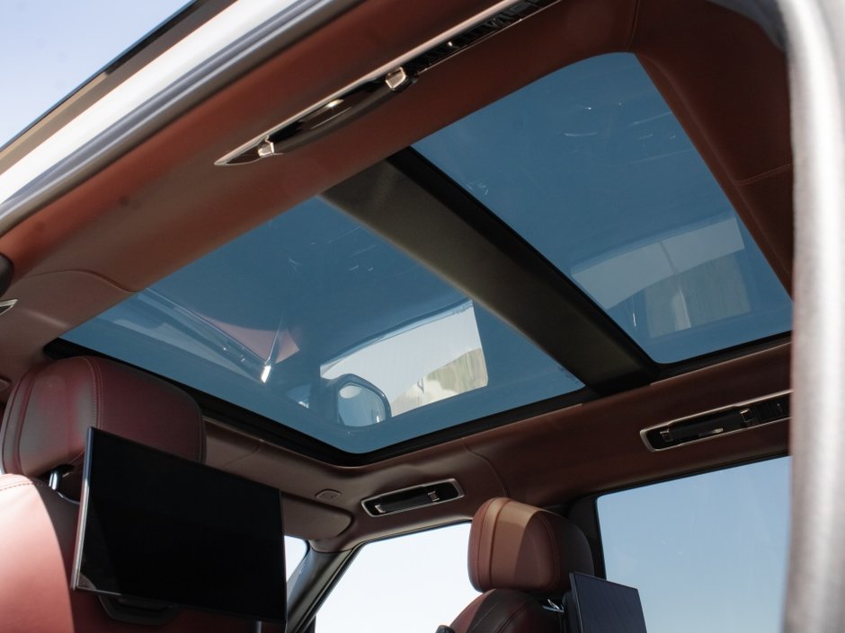 2023 Land Rover Range Rover Autobiography-25