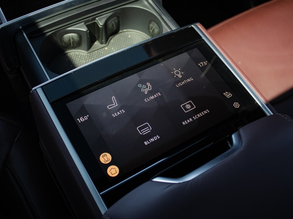 2023 Land Rover Range Rover Autobiography-24