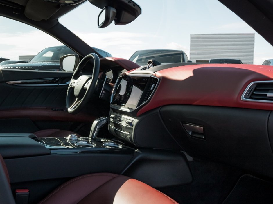 2022 Maserati Ghibli Modena Q4-30