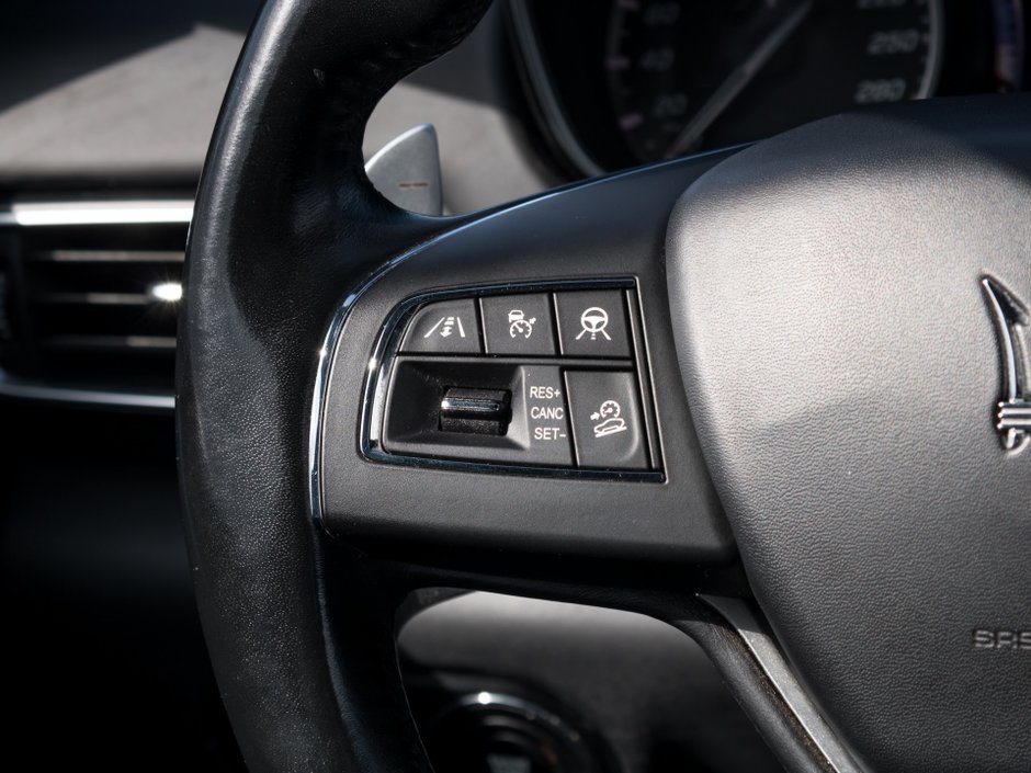 2018 Maserati Levante S GranLusso-17