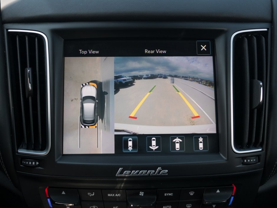 2018 Maserati Levante S GranLusso-13