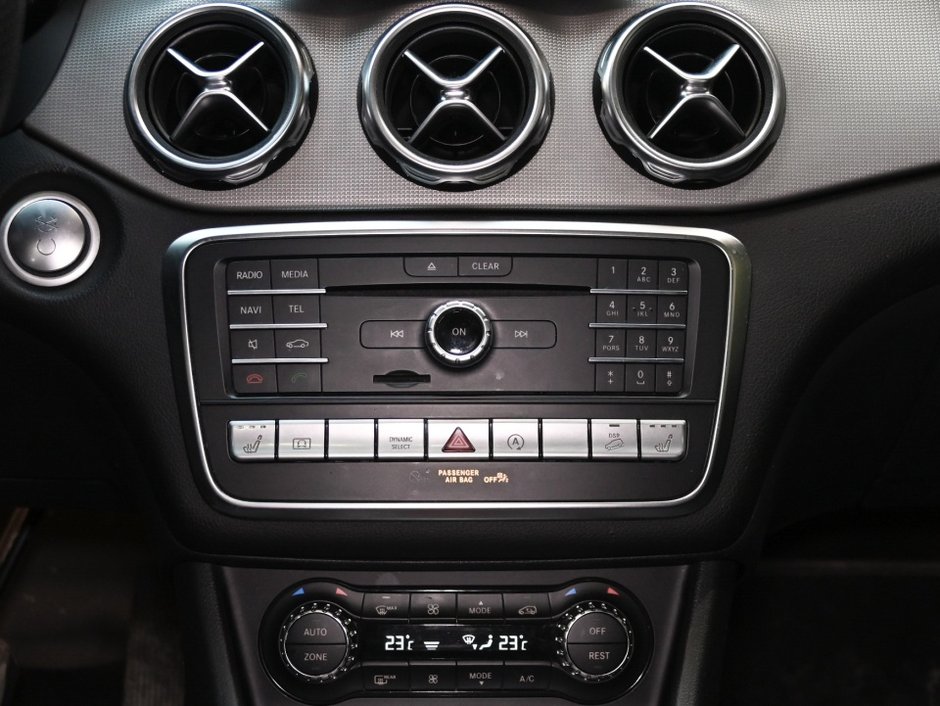 2020 Mercedes-Benz GLA 250-21