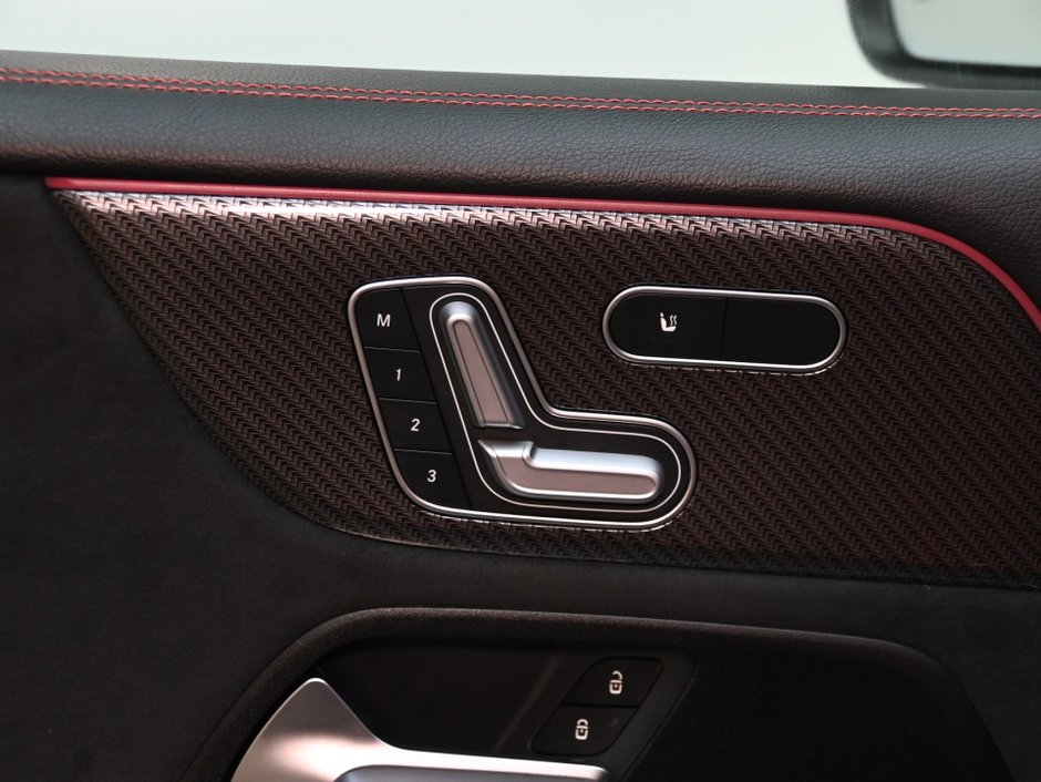 2021 Mercedes-Benz GLB AMG GLB 35-11