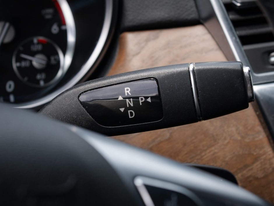 Mercedes-Benz M-Class ML 350 BlueTEC 2013-21