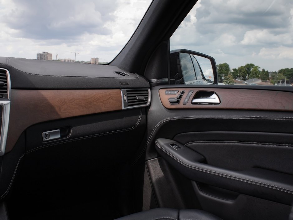 Mercedes-Benz M-Class ML 350 BlueTEC 2013-24