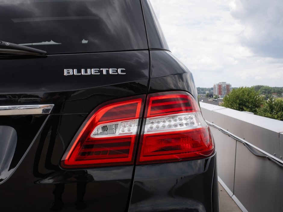 Mercedes-Benz M-Class ML 350 BlueTEC 2013-34