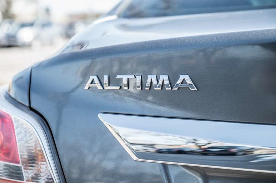Nissan Altima 2.5 SV 2015-6