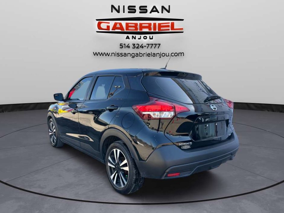 Nissan KICKS  2019-3