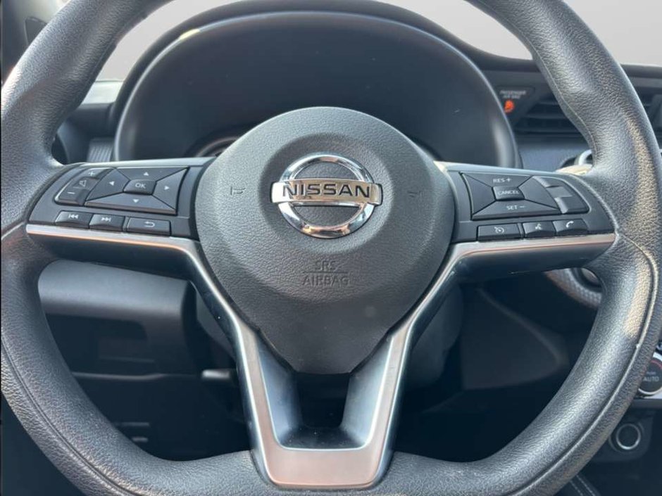 Nissan KICKS SV 2020-10