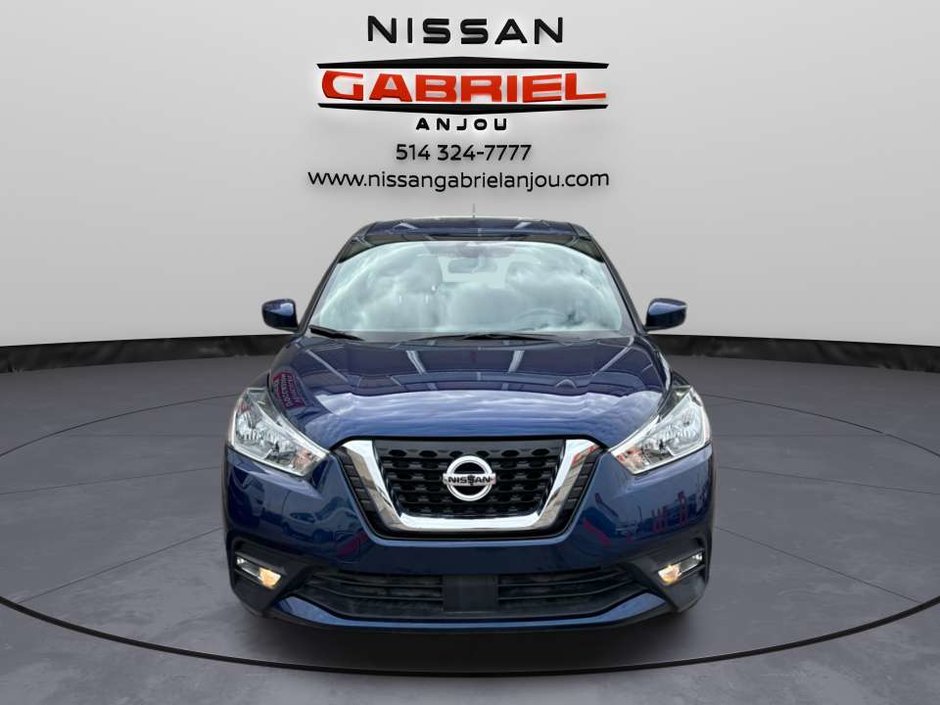 Nissan KICKS SV 2020-1