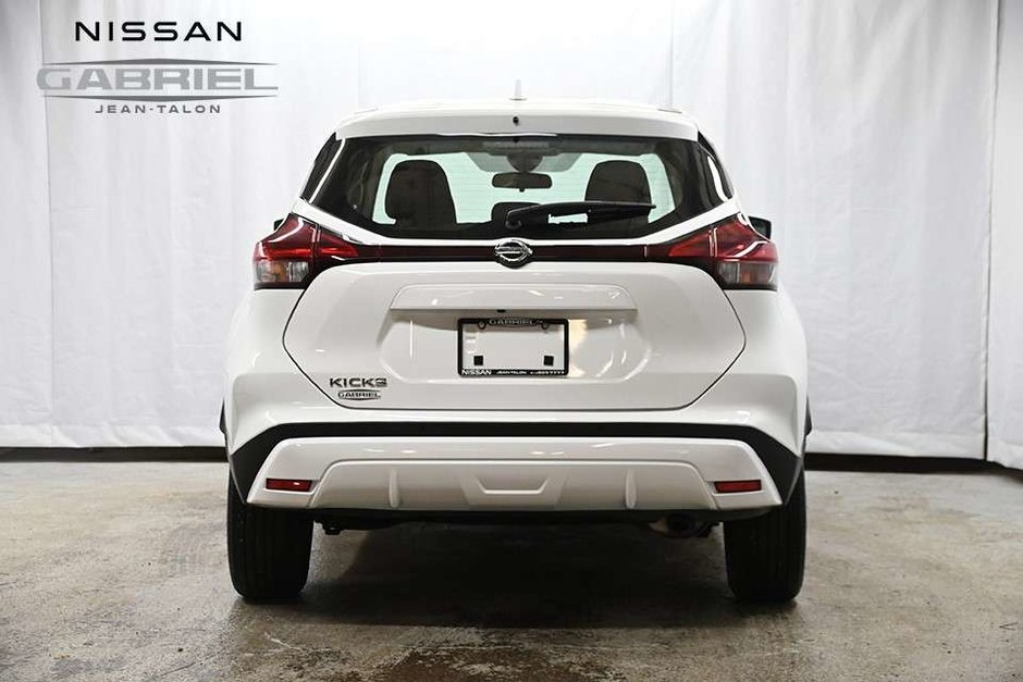 Nissan KICKS S 2021-2
