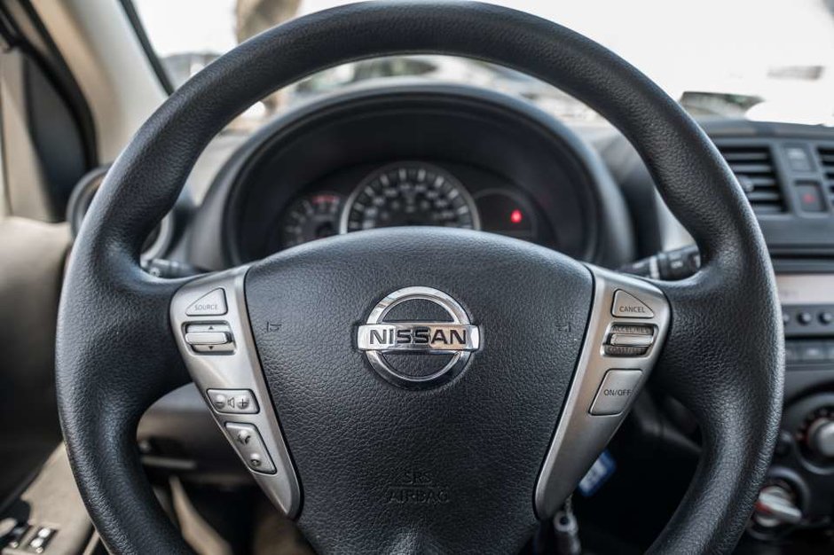 Nissan Micra  2018-15