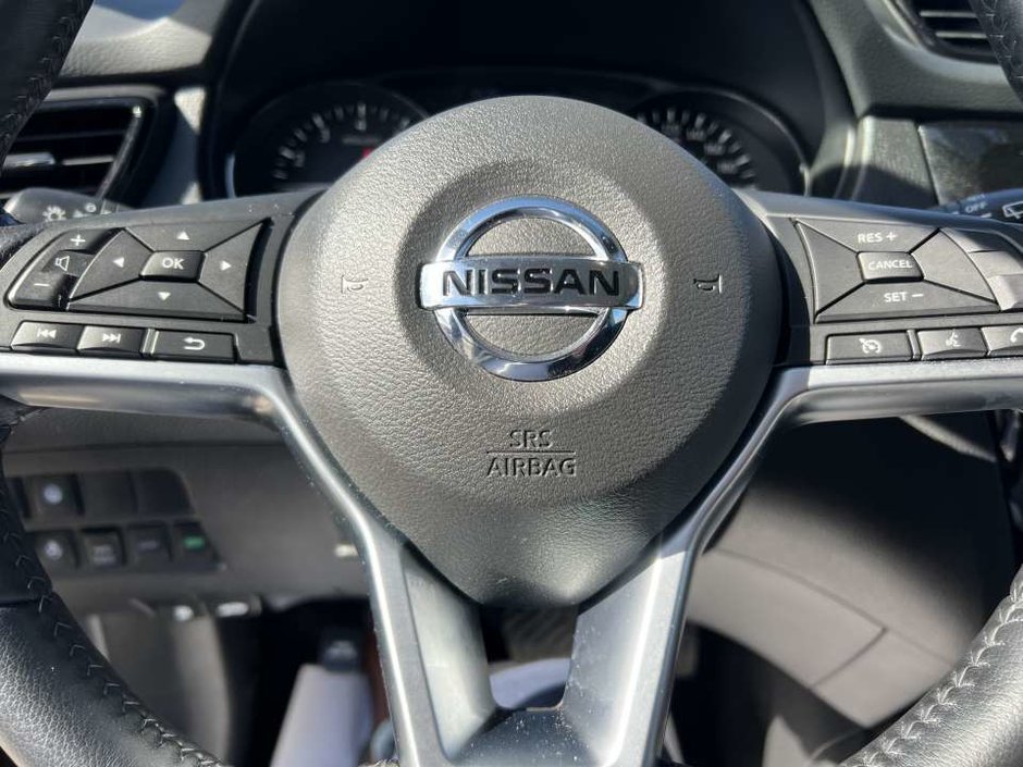 Nissan Qashqai  2020-17