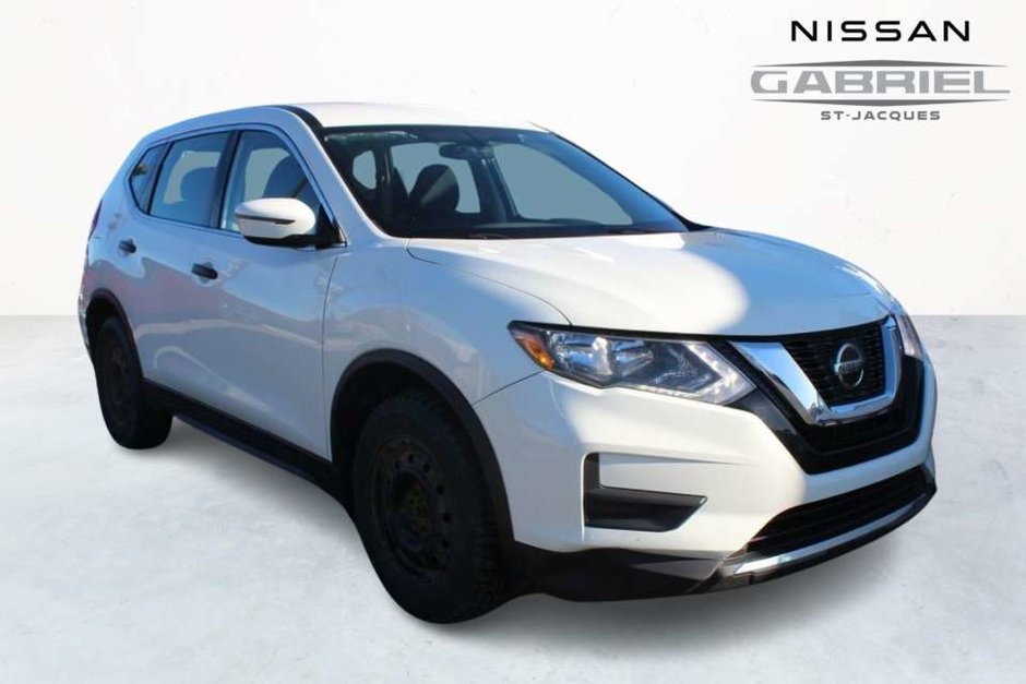 Nissan Rogue S FWD NO ACCIDENTS,INTELLIGENT EMERGENCY BRAKING,BLIND SPOT ASSIST,BACK UP CAMERA,APPLE CAPLAY,ANDROID AUTO,BLUETOOTH,CRUISE CON 2018-2