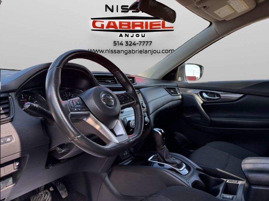 Nissan Rogue  2019-10