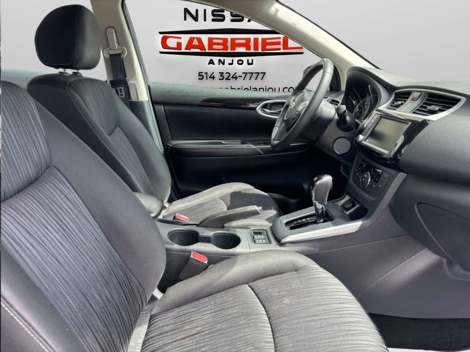 Nissan Sentra  2019-10