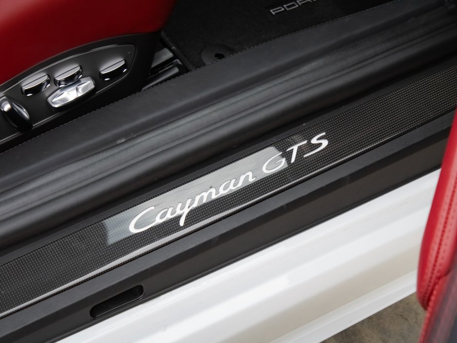 2024 Porsche 718 Cayman GTS 4.0-31