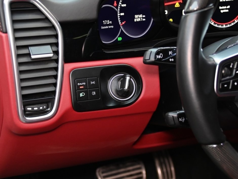 2023 Porsche Cayenne GTS-20