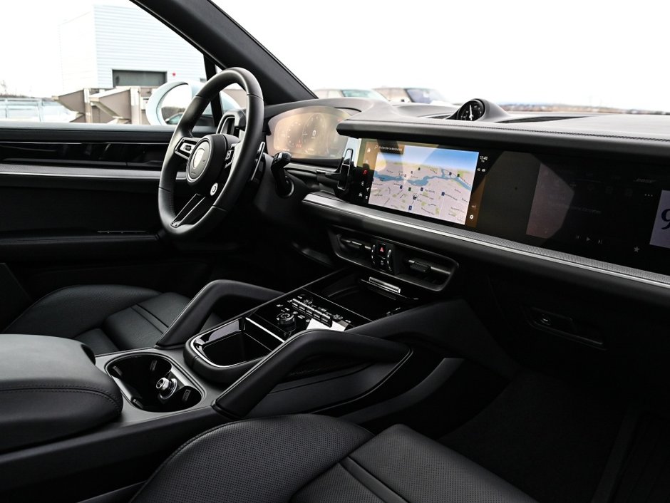 Porsche Cayenne S 2025-36