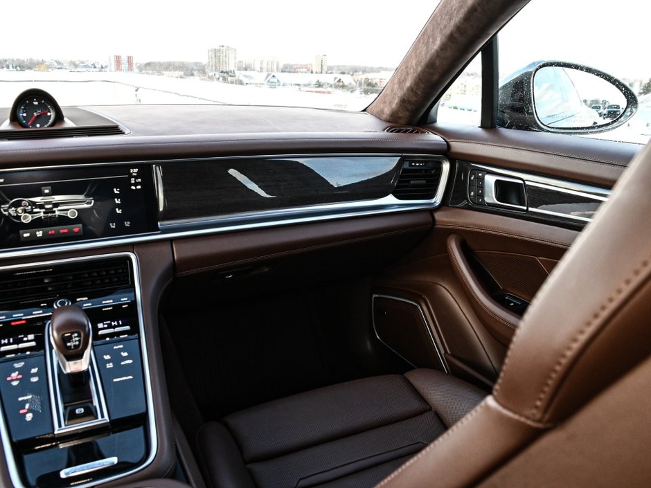 2023 Porsche Panamera 4 PLATINUM/SPORT DESIGN PACK/ASSISTANCE PACK-30