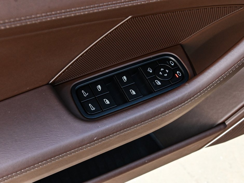 2023 Porsche Panamera 4 PLATINUM/SPORT DESIGN PACK/ASSISTANCE PACK-10