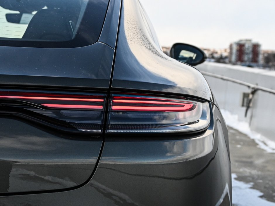 2023 Porsche Panamera 4 PLATINUM/SPORT DESIGN PACK/ASSISTANCE PACK-35