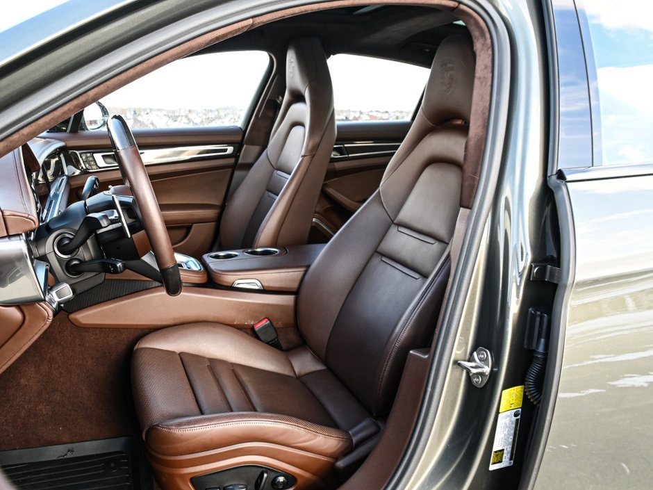 2023 Porsche Panamera 4 PLATINUM/SPORT DESIGN PACK/ASSISTANCE PACK-12