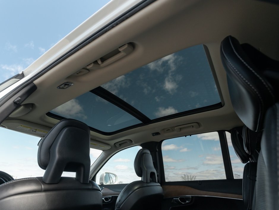 2016 Volvo XC90 T6 Inscription-24