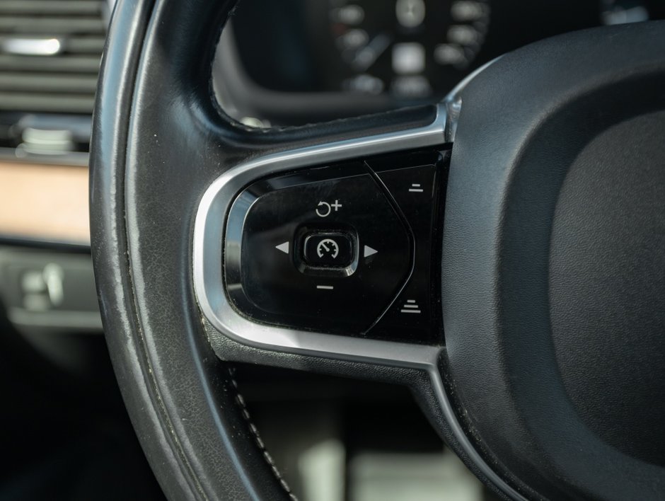 2016 Volvo XC90 T6 Inscription-18