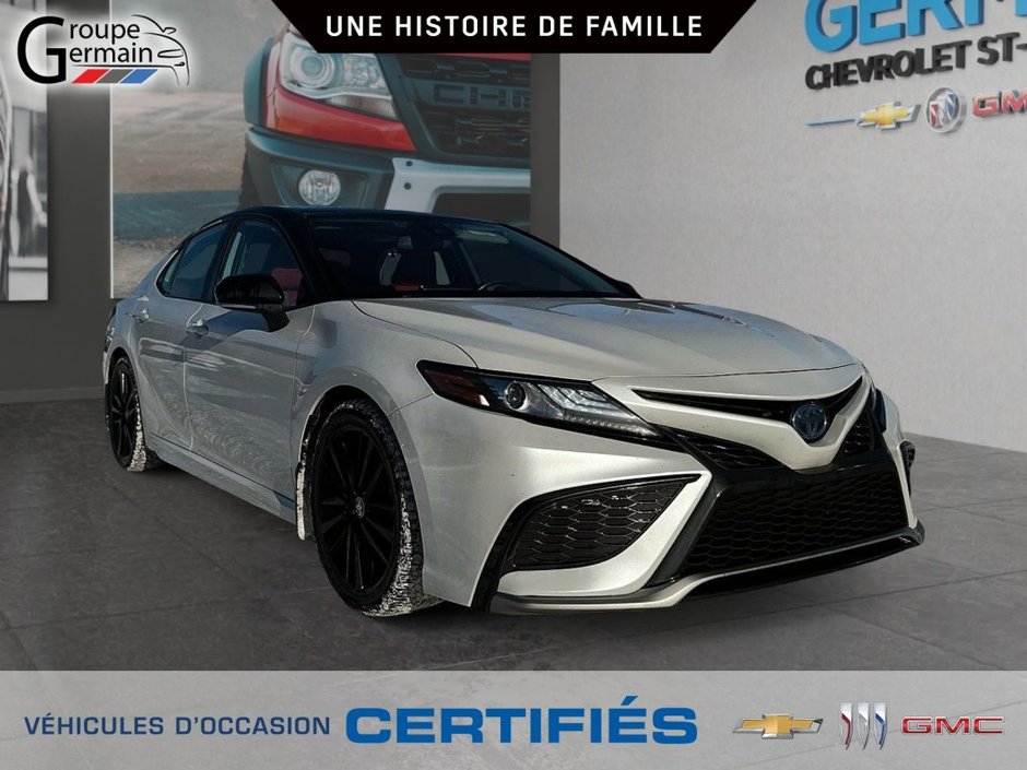 2022 Toyota Camry à St-Raymond, Québec - w940px