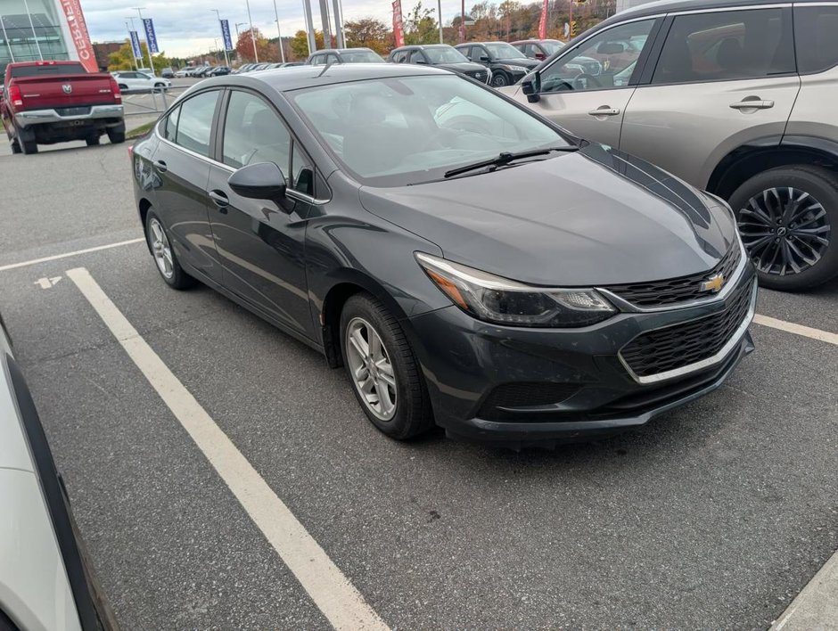 Chevrolet Cruze LT Turbo, boîte automatique à traction avant 2017 à Rivière-du-loup, Québec
