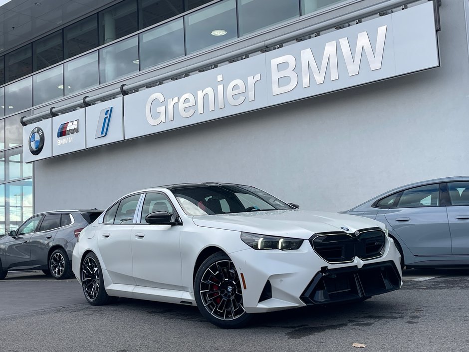 BMW M5 Sedan 2026 à Terrebonne, Québec - w940px